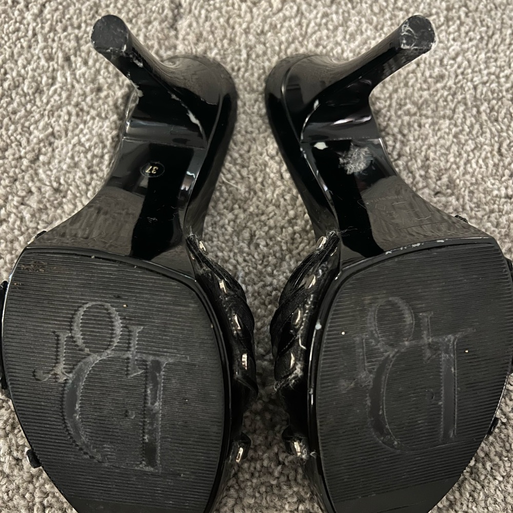 Vintage Dior Heels- great condition - Picture 3 of 10